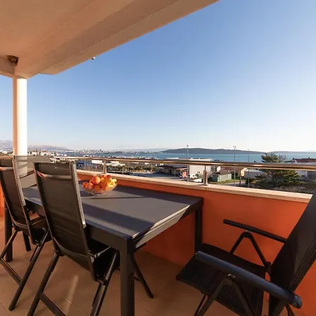 Apartment Katarina Kastela
