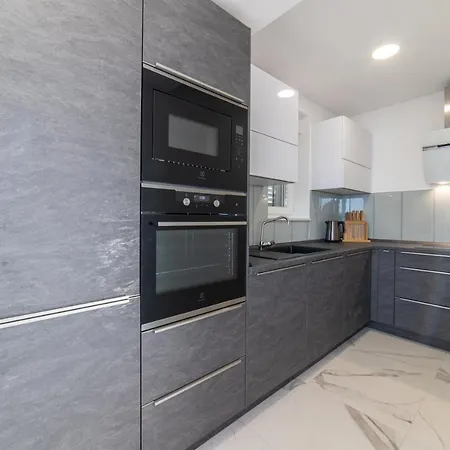 Apartment Katarina *